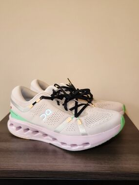 On Running Cloudsurfer Women’s Running Shoes Size 10.5
